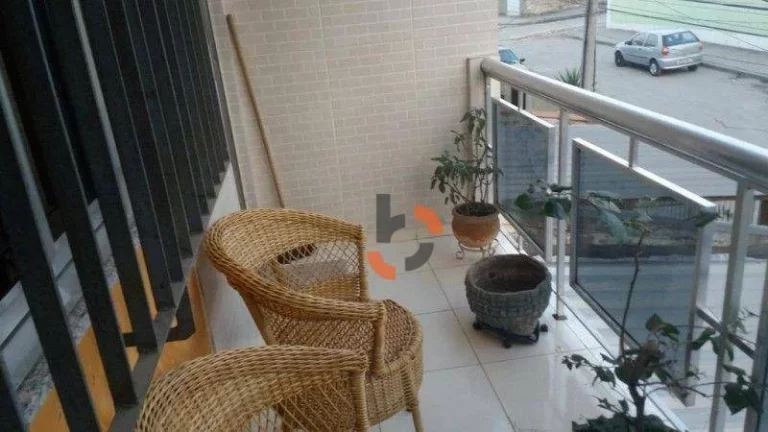 Imagem Casa Duplex Independente 2 Quartos - Prata - Nova Iguaçu/RJ