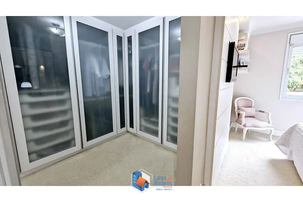 Imagem Casa à venda 3 Quartos 3 Suites 4 Vagas 295M² Caxingui São Paulo - SP