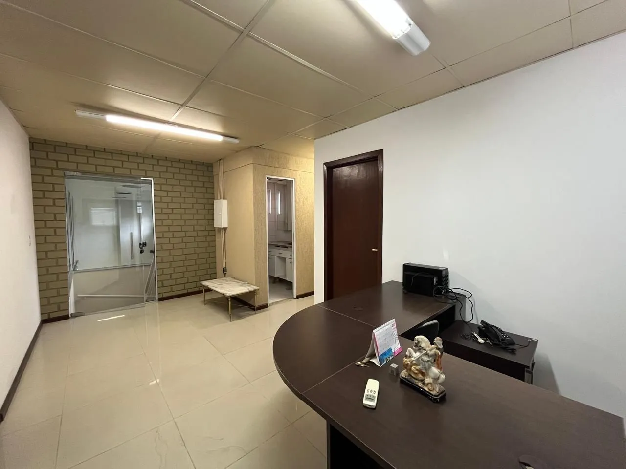 Imagem Prédio Comercial à venda com 5 salas, 400m², 6 vagas, Rua Laudelino Freire no bairro Sarandi em Porto Alegre