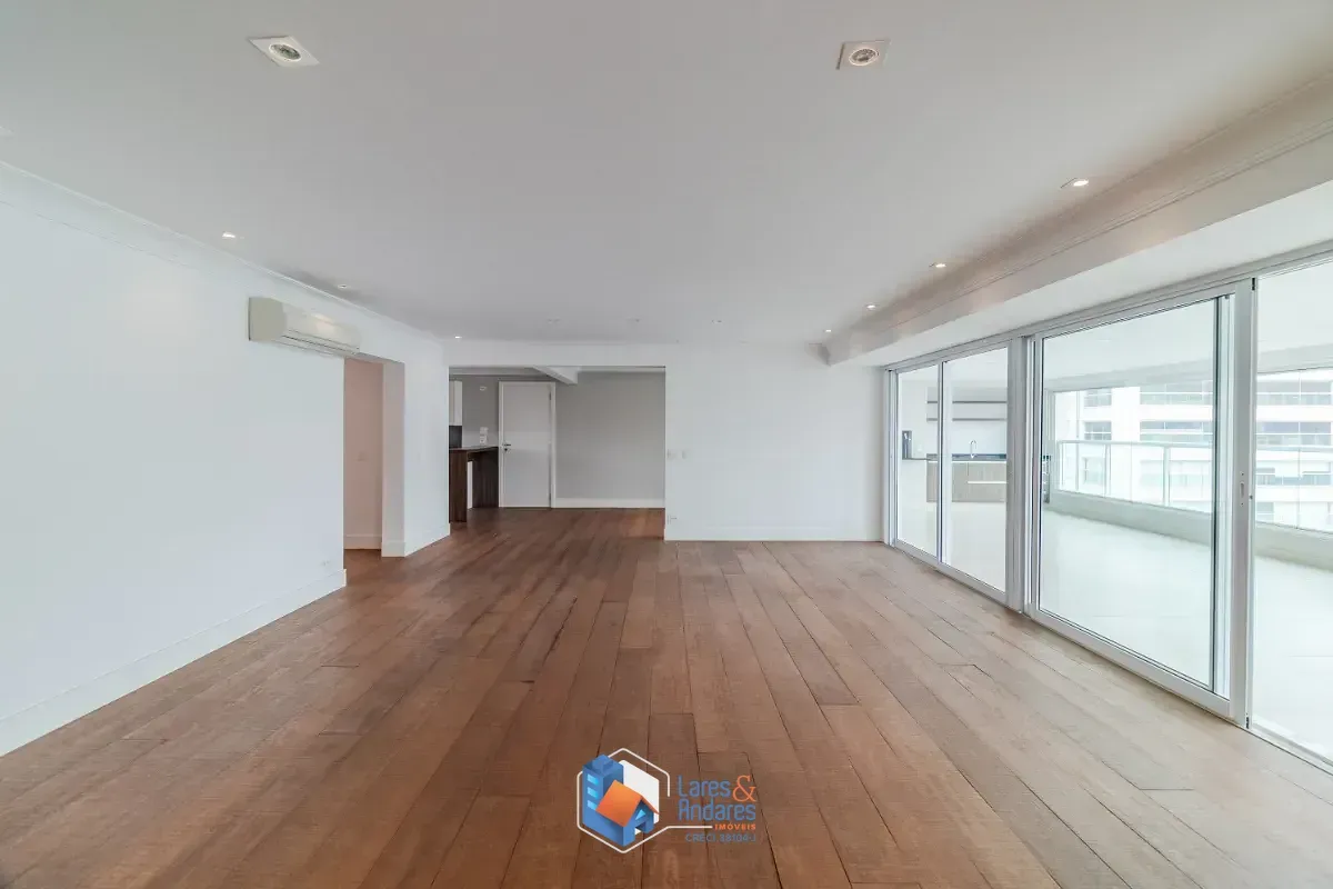 Imagem Apartamento para venda em Vila Uberabinha com 3 quartos, sendo 3 suítes, 335m²