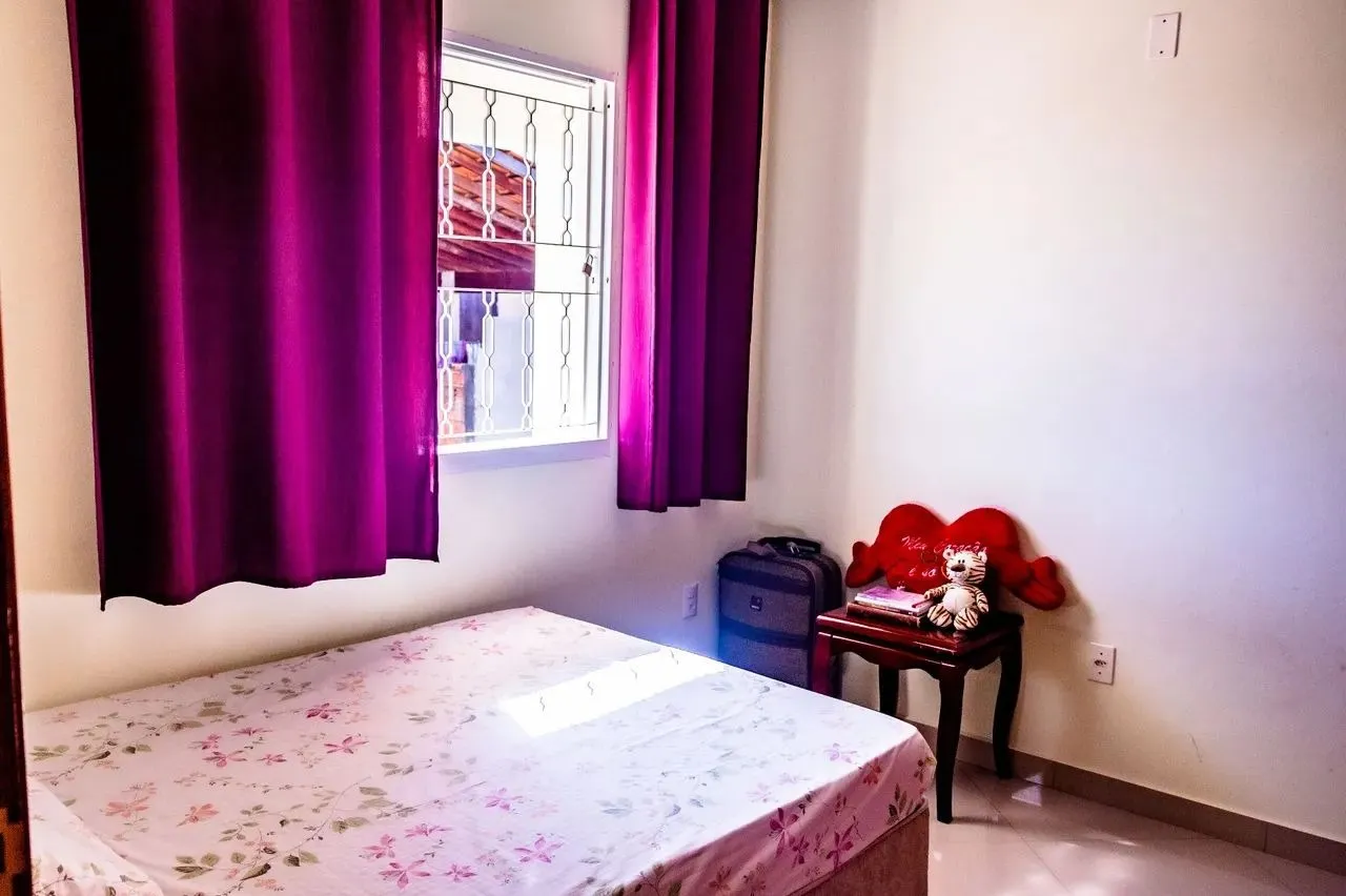 Imagem Casa à venda em Sorocaba-SP, Jardim São Guilherme: 3 quartos, 1 suíte, 1 sala, 3 banheiros, 2 vagas de garagem, 130m².