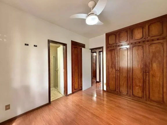 Imagem APARTAMENTO COM 03 QUARTOS, 01 SUÍTE E 02 VAGAS NO BAIRRO CARMO