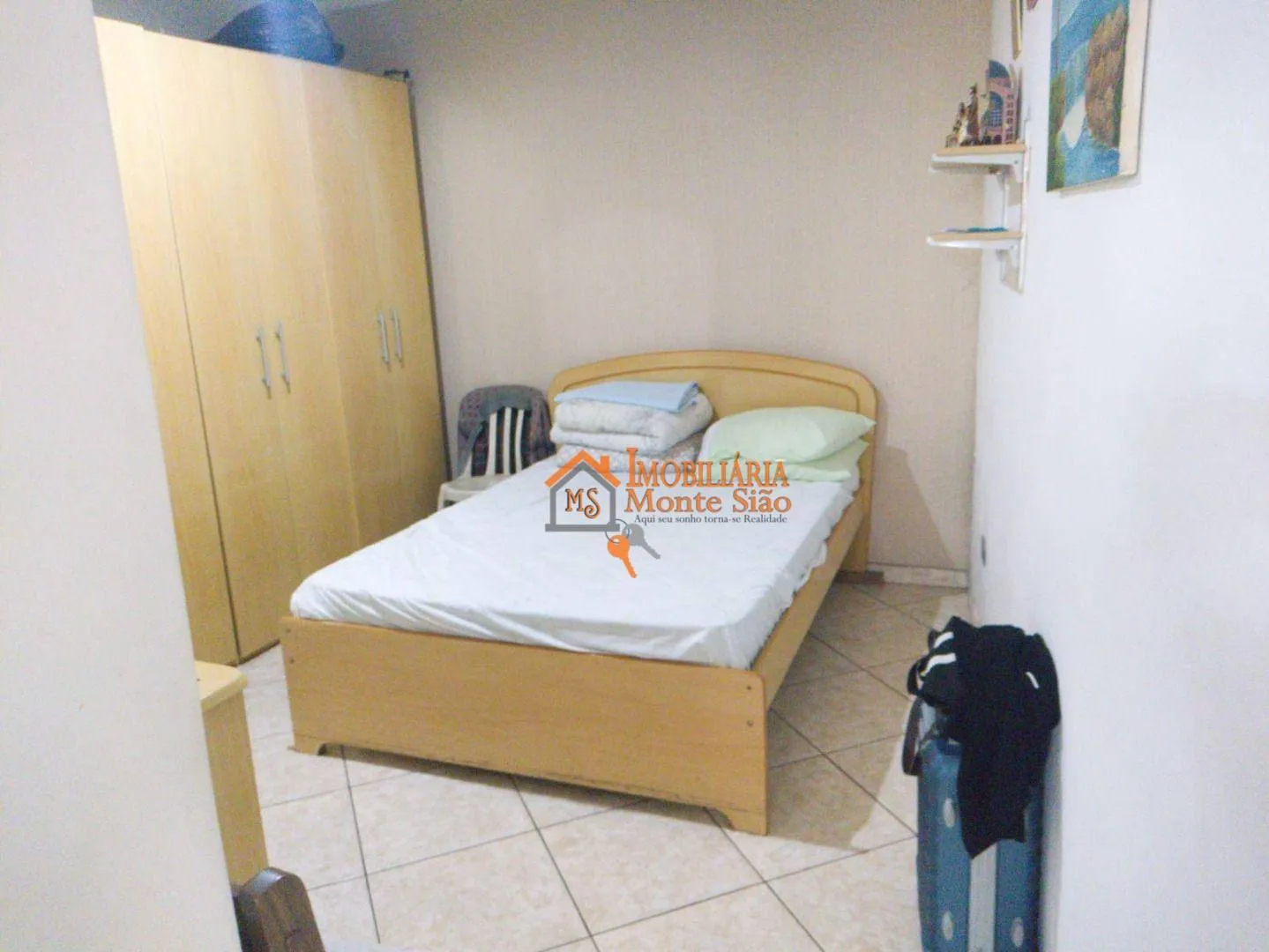 Imagem Casa com 6 dormitórios à venda, 300 m² por R$ 700.000,00 - Taboão - Guarulhos/SP