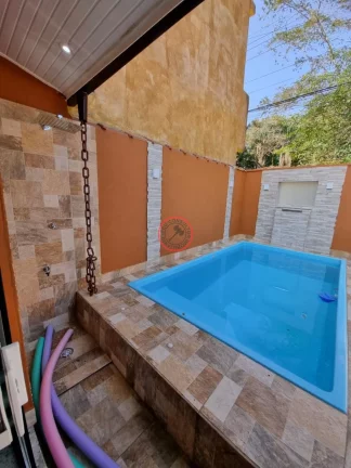 Imagem POUSADA A VENDA EM MARESIAS COM 1 CASA PRINCIPAL, COM 1 SUÍTE E PISCINA E MAIS UM SOBRADO COM 6 SUÍTES