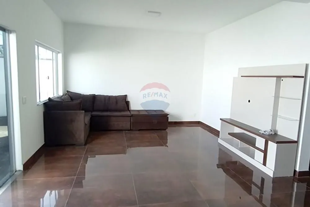 Imagem Casa com 3 quartos para venda em Pedra de Guaratiba