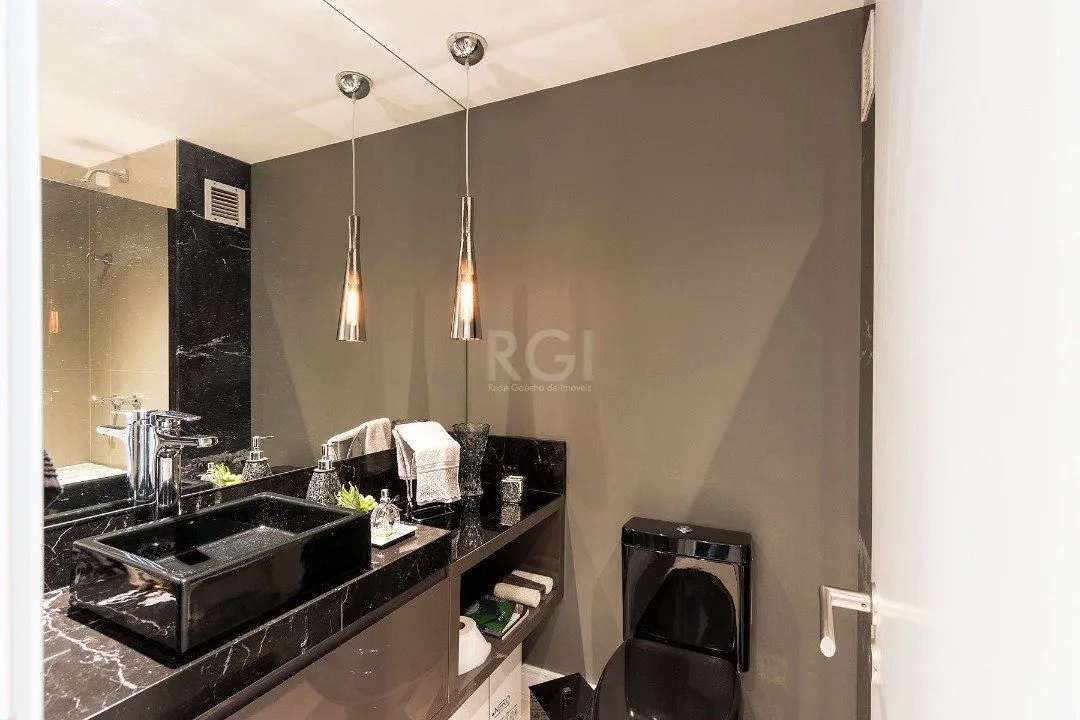 Imagem Apartamento | 2 Dormitórios | 1 Suíte | 1 Vaga | Bairro Cristal | Porteira Fechada