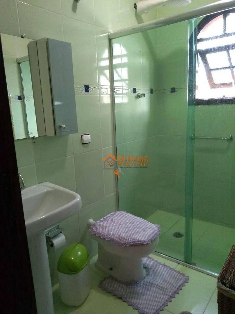 Imagem Sobrado com 3 dormitórios à venda, 270 m² por R$ 954.000,00 - Vila Hulda - Guarulhos/SP