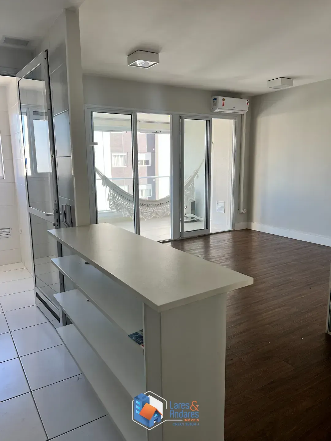 Imagem Apartamento para venda em Vila Anastácio com 2 quartos, sendo 1 suíte, 70m²