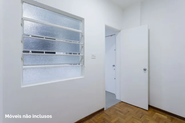 Imagem Apartamento 129M² Reformado, 3Q, 1 Suíte, 2 Banheiros, 1 Vaga, Varanda, Portaria 24h, Sol da Tarde.