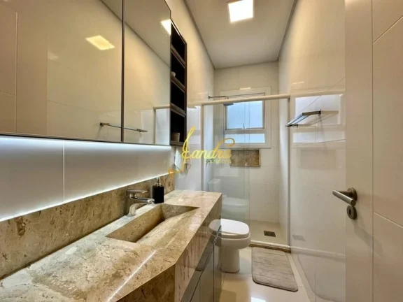 Imagem Excelente Casa no Condomínio Capão Ilhas! Estilo Contemporânea, mobiliada e decorada, composta por 03 suítes