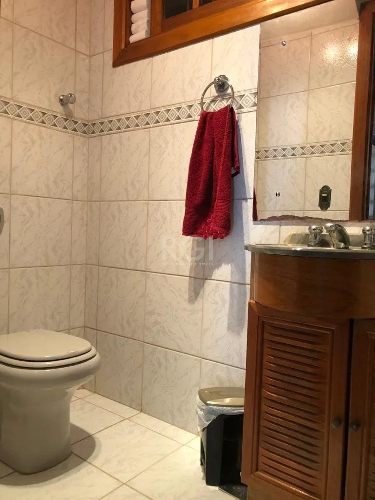 Imagem Casa para Venda - 178.5m², 3 dormitórios, sendo 2 suites, 2 vagas - Tristeza