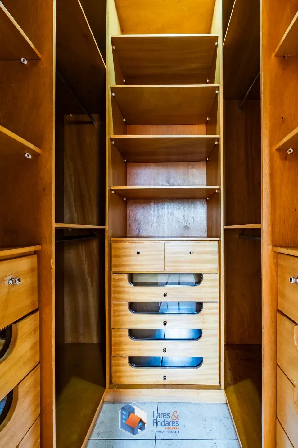 Imagem Apartamento para venda em Vila Gumercindo com 3 quartos, sendo 1 suíte, 81m²