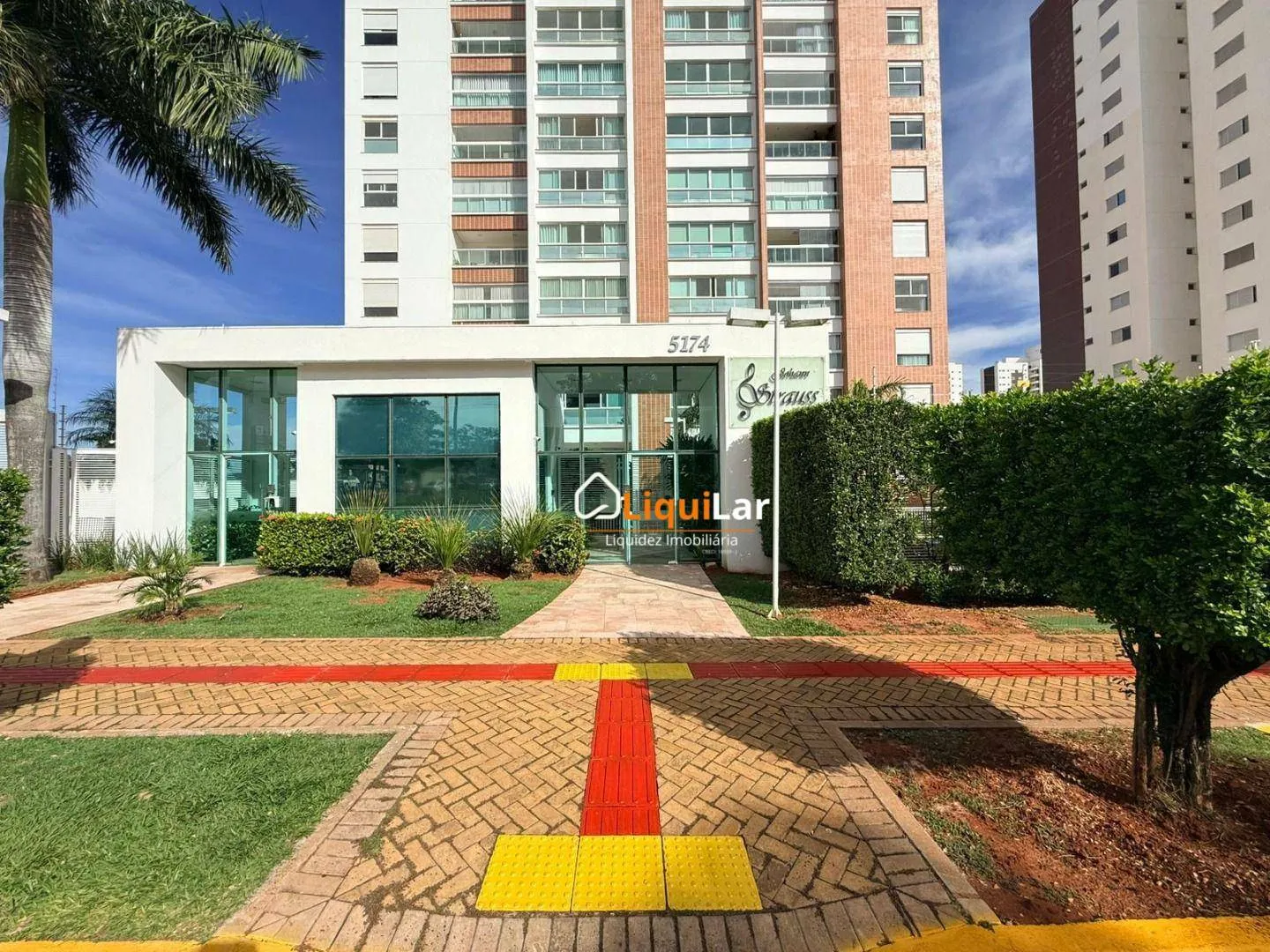 Foto do imóvel Apartamento de Alto Padrão no Johan Strauss com 3 Suítes, Planejados e 3 Vagas na Av. Mato Grosso