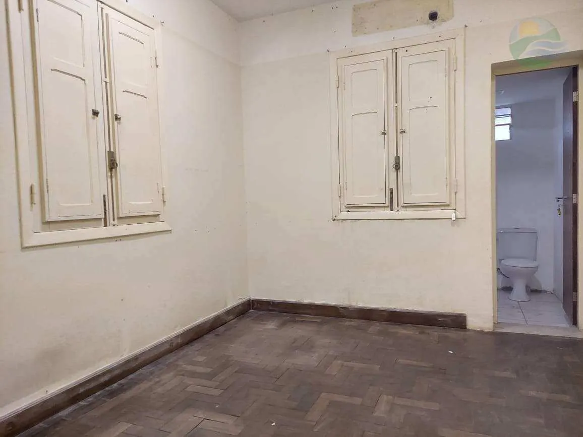 Imagem Vendo Casa duplex com 327m2 de área útil , Rua Conde de Irajá, Torre, Recife.