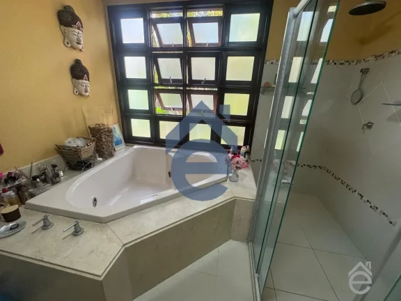 Imagem Casa à venda no Condomínio Ocean View, 6 suítes, piscina, 545 m2, próximo a prai