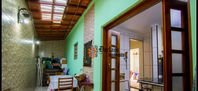 Imagem Sobrado com 3 dormitórios à venda, 179 m² por R$ 700.000,00 - Parque Novo Oratório - Santo André/SP