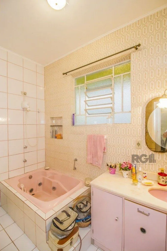Imagem Casa de 4 dormitórios, bairro Santa Tereza