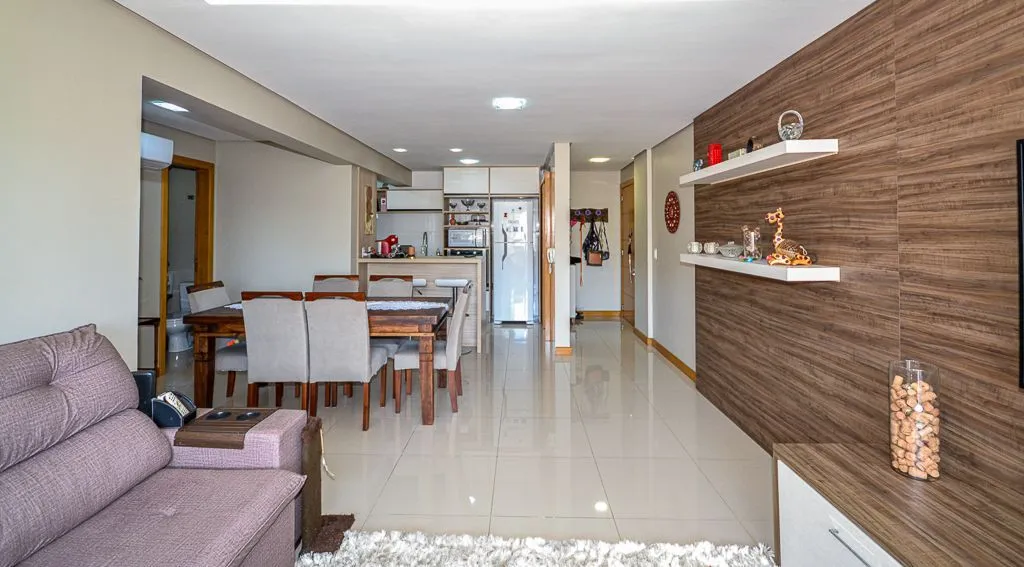 Imagem Apartamento 3 Dormitórios com Suíte e 2 Vagas na Tristeza, próximo ao barra shopping