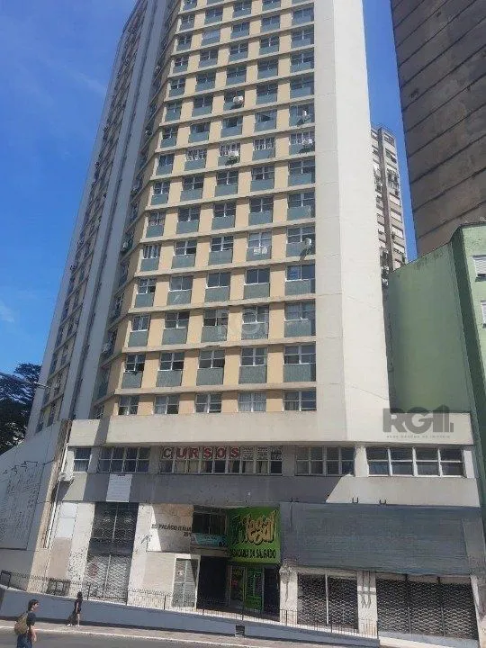 Imagem Apartamento de 2 dormitórios no centro venda