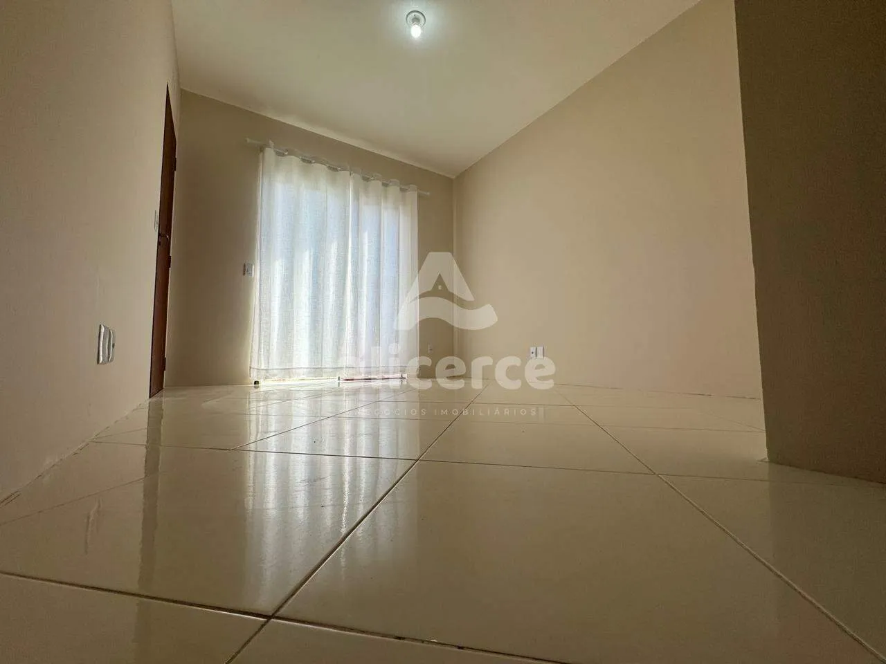 Imagem Apartamento com 2 dormitórios com Espaço Privativo e Churrasqueira na Barra do Aririú