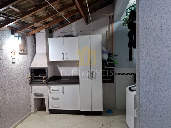 Imagem Linda Casa em Condomínio Fechado com Lazer Completo! Você e sua família merecem viver com conforto, segurança e qualidade de vida! Apresentamos esta charmosa casa de 3 dormitórios, localizada em um dos melhores condomínios da região!