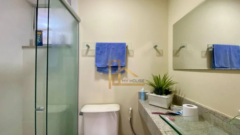 Imagem Casa com 5 dormitórios sendo 2 suítes à venda, 220 m² por R$ 990.000 - Golfe - Teresópolis/RJ