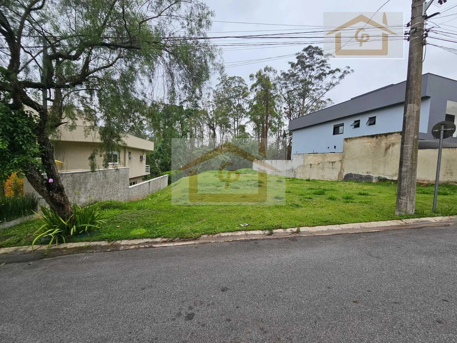 Foto do imóvel Alta qualidade em morar, Lindo Terreno, Localização Privilegiada!