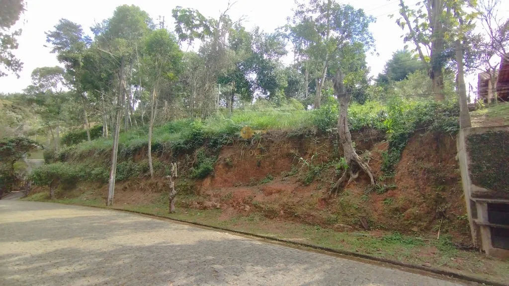 Imagem Terreno em Condomínio para Venda em Teresópolis / RJ no bairro Green Valley