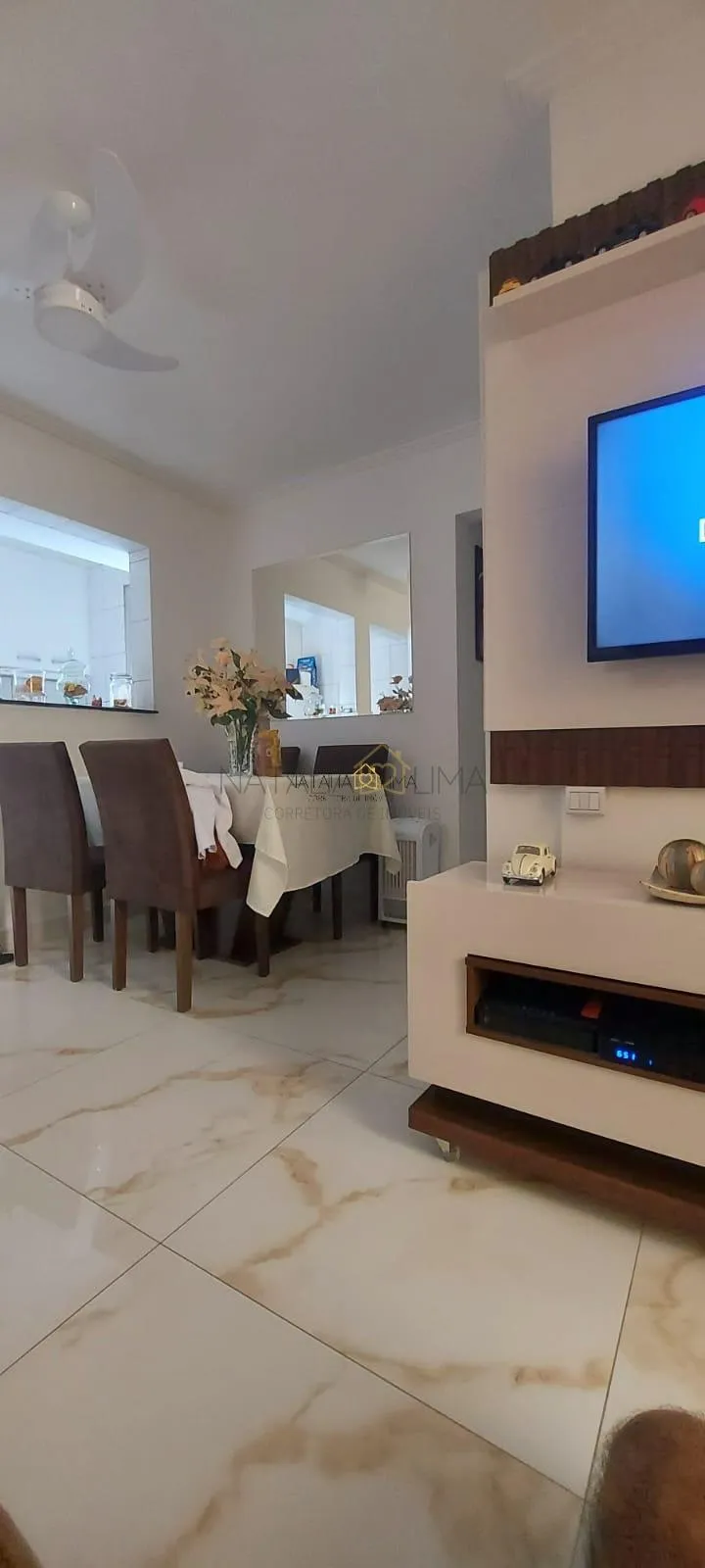 Imagem Apartamento com 3 Quartos e 2 banheiro à Venda, 65 m² por R$ 455.000