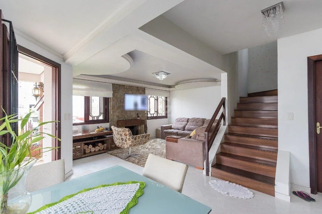 Imagem Casa de Condomínio em Hípica
