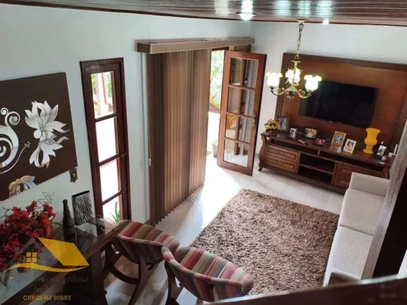 Imagem Casa à venda em Nova Friburgo, Nova Suíça, com 3 quartos, 128m2