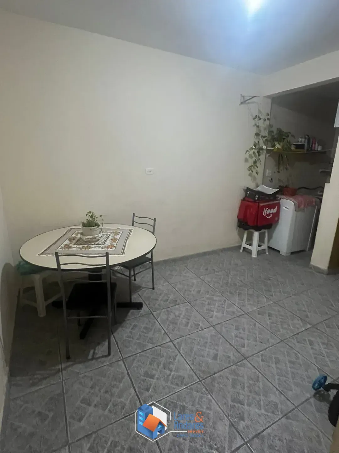 Imagem Sobrado para venda em Vila Pompéia com 3 quartos, 76m²