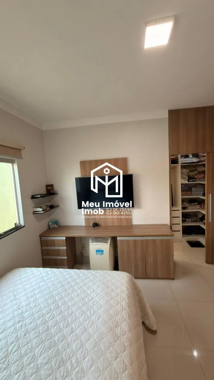 Imagem Casa 3 Quartos 1 Suíte 3 Vagas 200m²