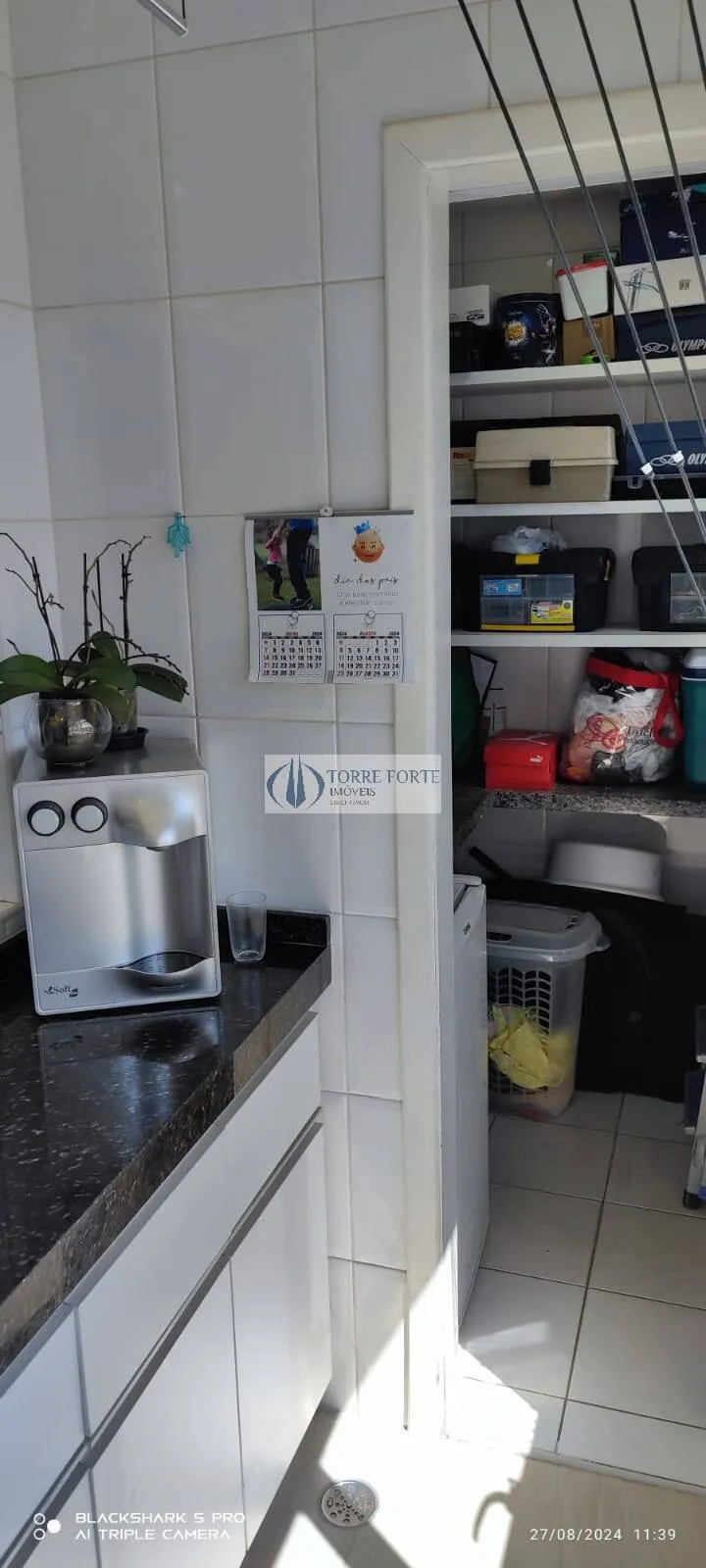 Imagem Apartamento com 4 dormitórios, 1 suíte , 2 vagas de garagem, Vila América