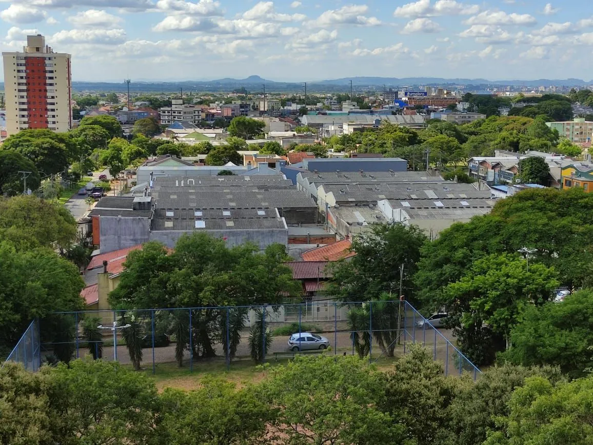 Imagem Apartamento 3 dormitórios, 1 suíte, salão de festas e 1 vaga no Bairro Sarandi.