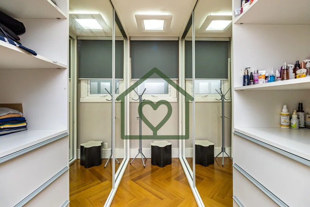 Imagem Este apartamento mobiliado de 223 m² oferece um estilo de vida requintado no coração da Bela Vist...