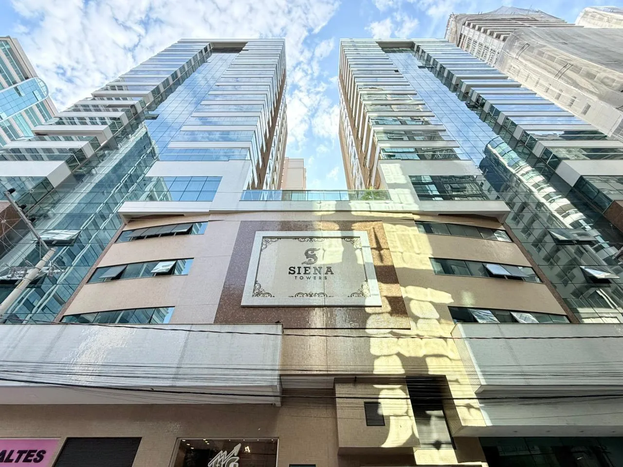 Foto do imóvel Apartamento à venda com 132m2 por R$ 2.900.000,00