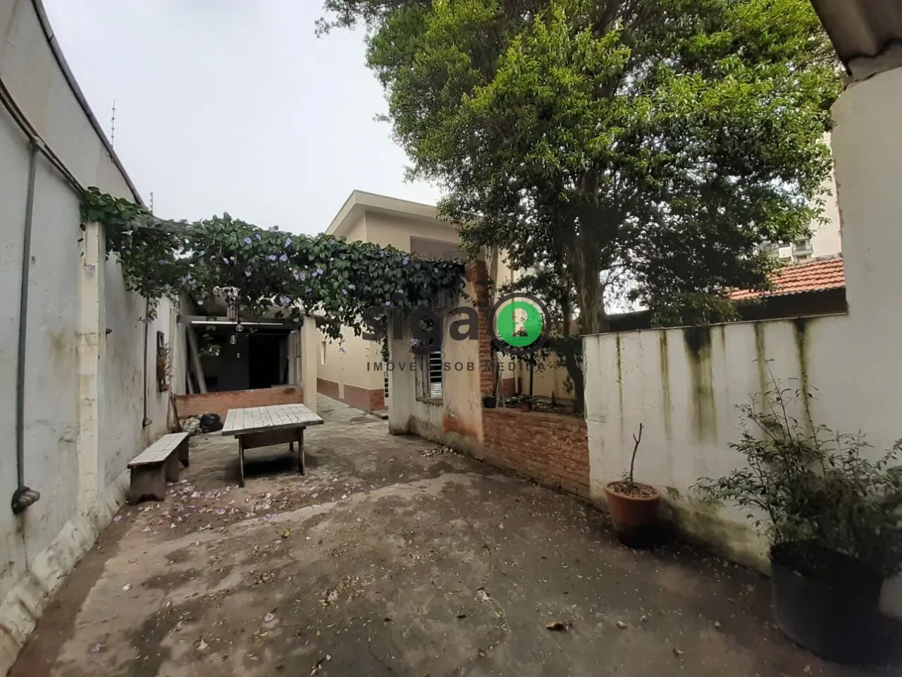 Imagem Casa para venda 6 dormitórios, 6 vagas em 500m² de terreno (10x50) - 450m² construídos