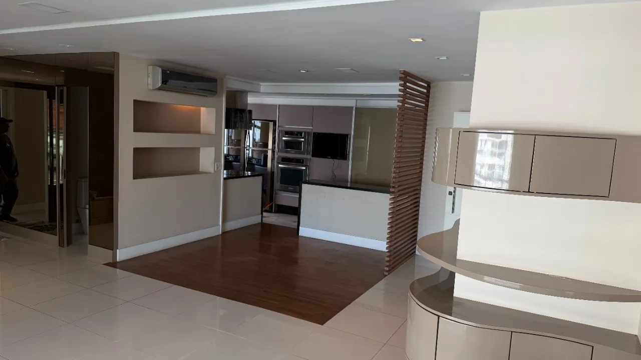 Foto do imóvel Excelente apartamento de frente à venda na Barra da Tijuca, dispondo de 157 m² de área construíd... em Jacarandás da Península