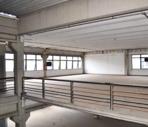 Imagem Terreno com 2 imóveis comerciais para locação ou venda na Vl. Leopoldina.