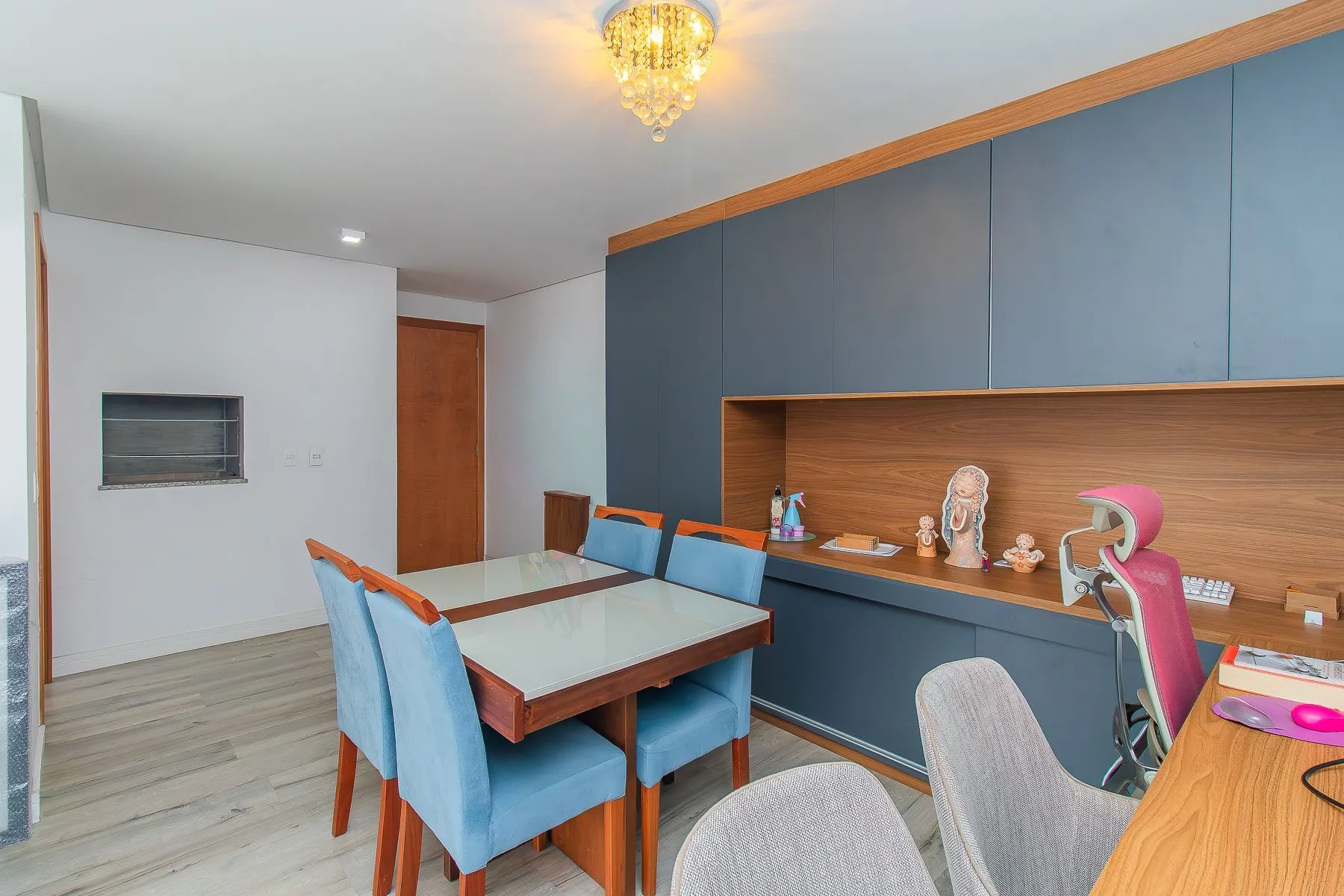 Imagem APARTAMENTO 2 DORMITÓRIOS 1 SUITE 2 VAGAS