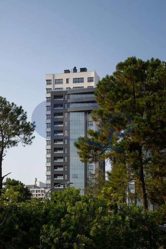 Imagem Apartamento á venda com 2 dormitórios no centro de Torres/RS