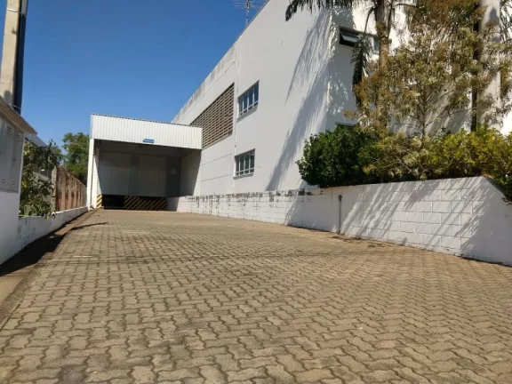 Imagem Galpão/Depósito/Armaz?(C)m à Venda, 4.068 m por R$ 12.000.000