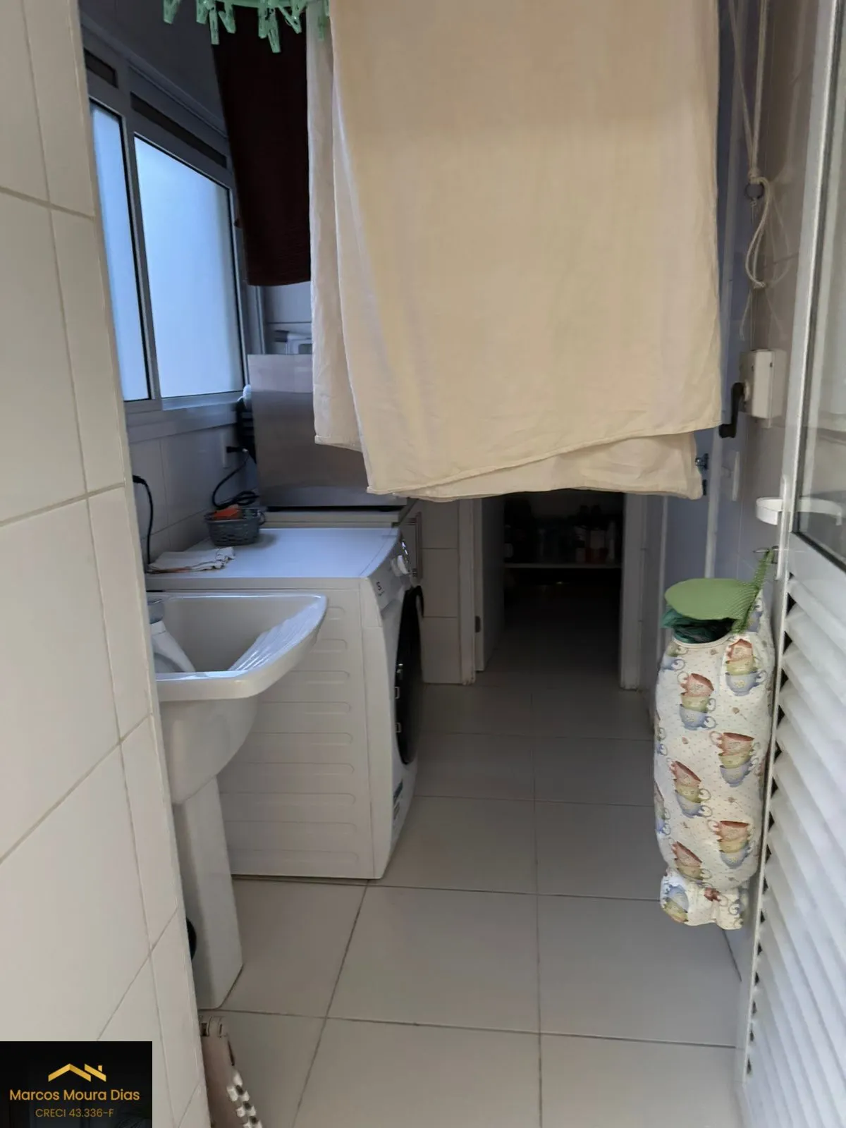Imagem Apartamento com 4 dormitórios (1 suíte) , 2 Vagas de garagem, Edifício com Portaria 24 hs e Lazer