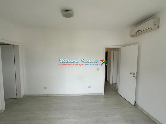 Imagem Excelente apartamento todo avarandado no centro de Ubatuba com 03 dormitórios e 156 m²