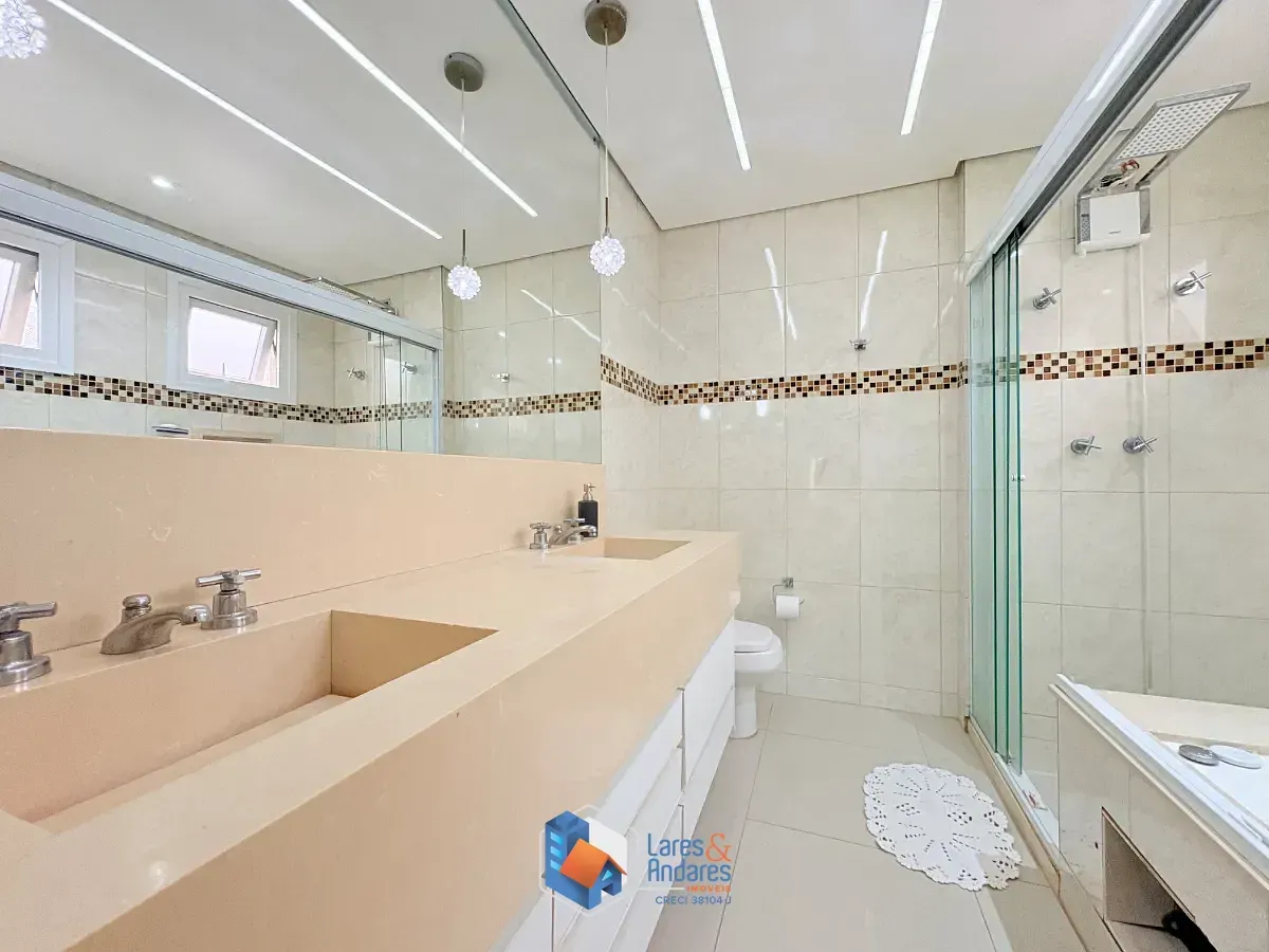 Imagem Sobrado para venda em Vila Pirituba com 4 quartos, sendo 4 suítes, 245m²
