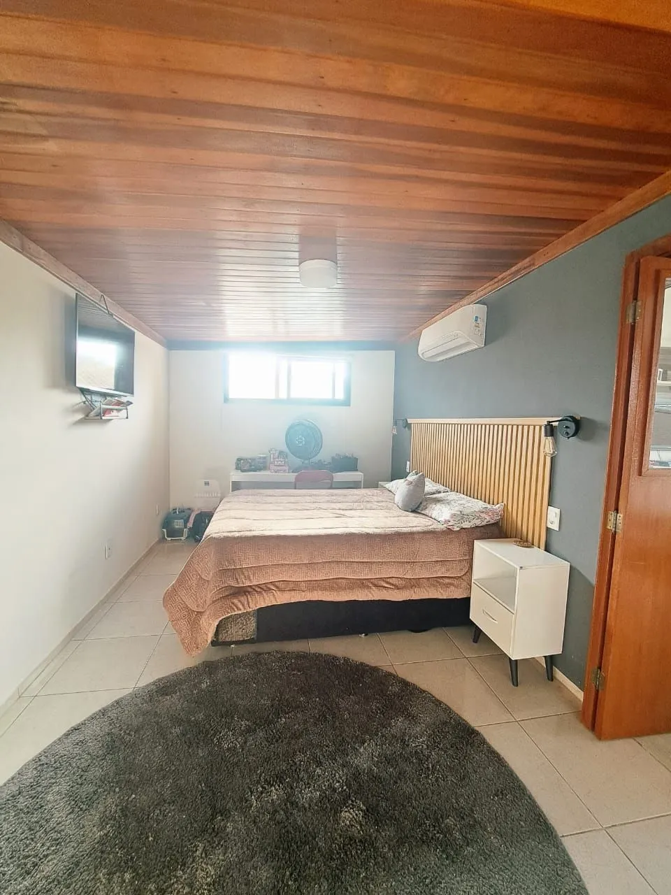 Imagem Apartamento com 02 quartos no Bairro Cristal (01 Suíte)