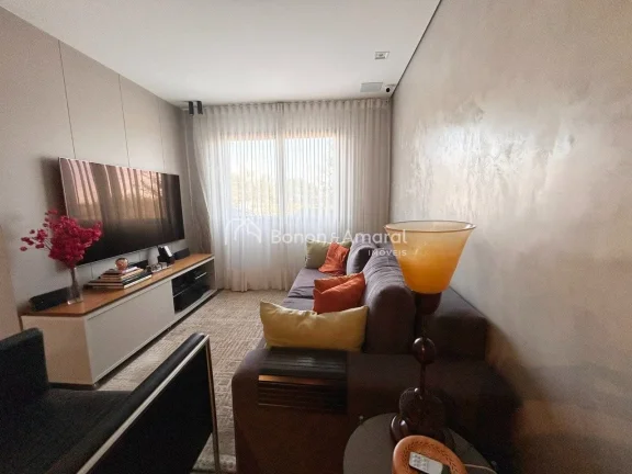 Imagem Casa com acabamento impecável | 3 suítes | Próxima ao Shopping Dom Pedro.

Casa semigeminada à v...