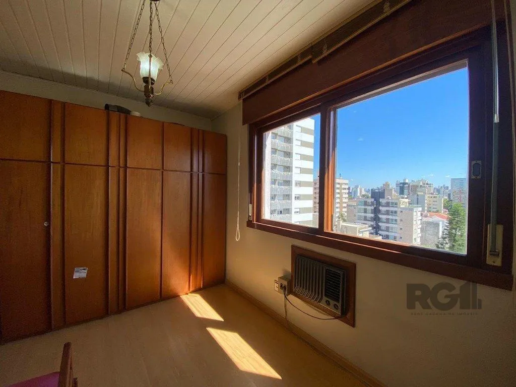 Imagem Cobertura Duplex para Venda - 269,97², 3 dorm, 1 suite, 2 vagas - Menino Deus