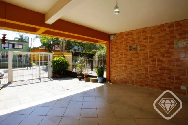 Imagem Uma casa completa e cheia de conforto no coraÃ§Ã£o de Ipanema!

Brilhante ImÃ³veis vende bela residÃ...